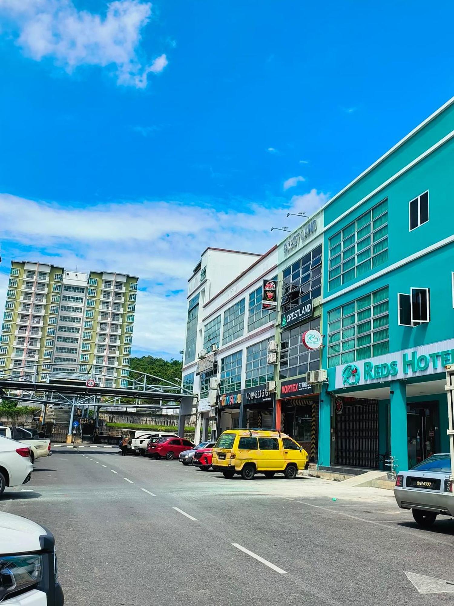 Red'S Hotel Bintulu Eksteriør bilde