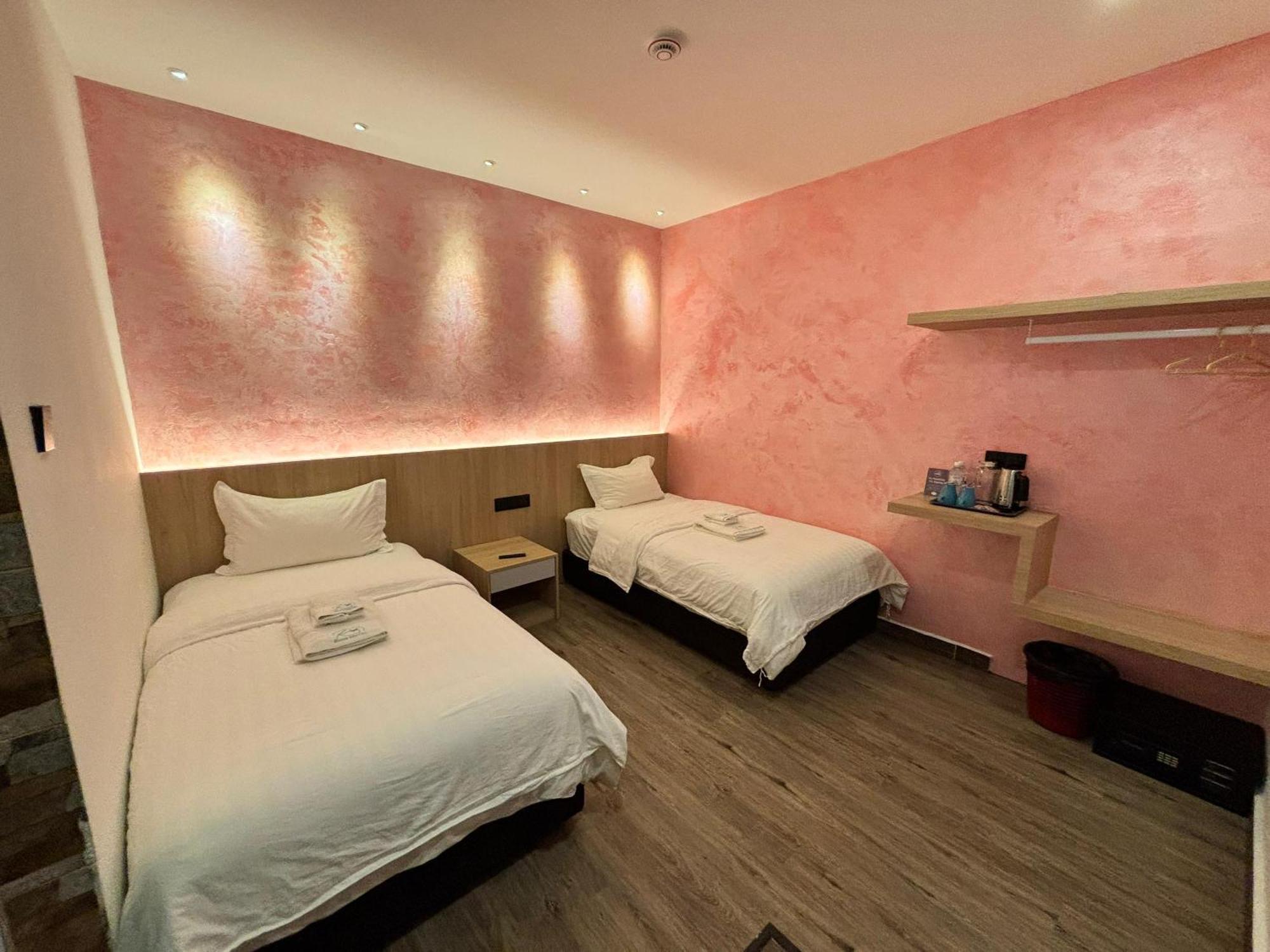 Red'S Hotel Bintulu Eksteriør bilde